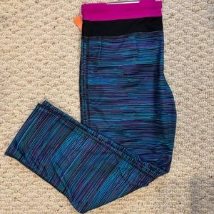 performance capri leggings